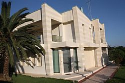 Μεζονέτα Λόγγος Αίγιο